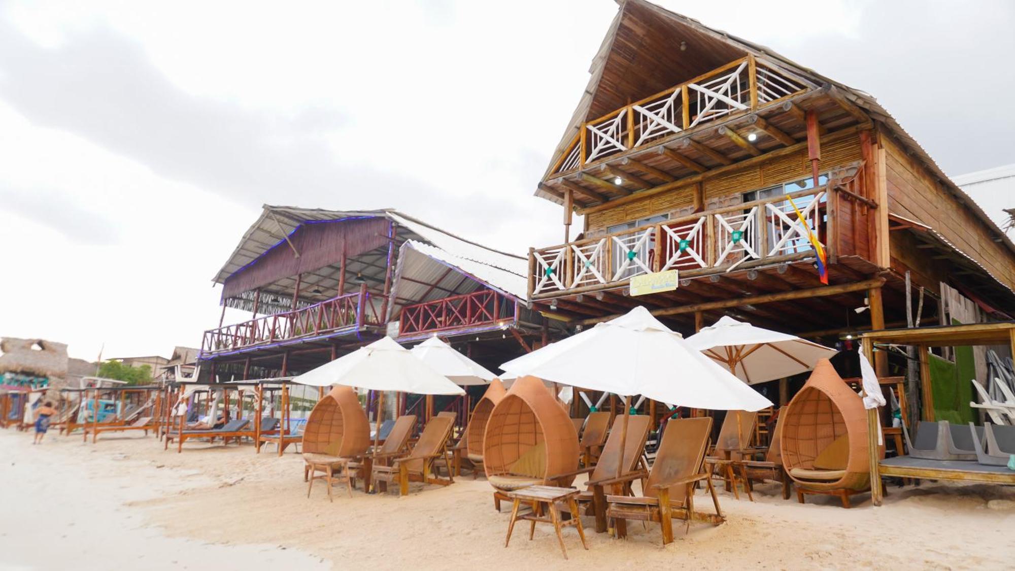 Calamari Baru Hotel *